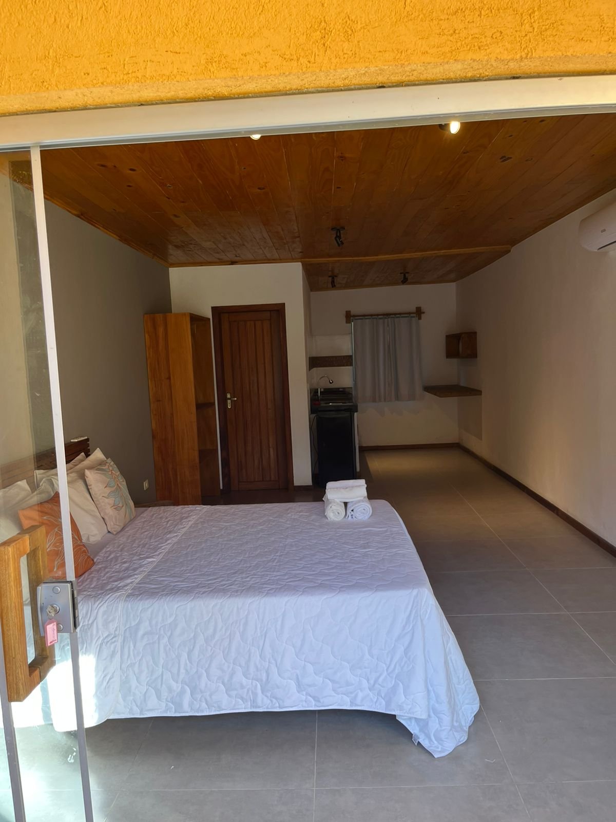 WhatsApp Image 2025-10-15 at 17.05.41